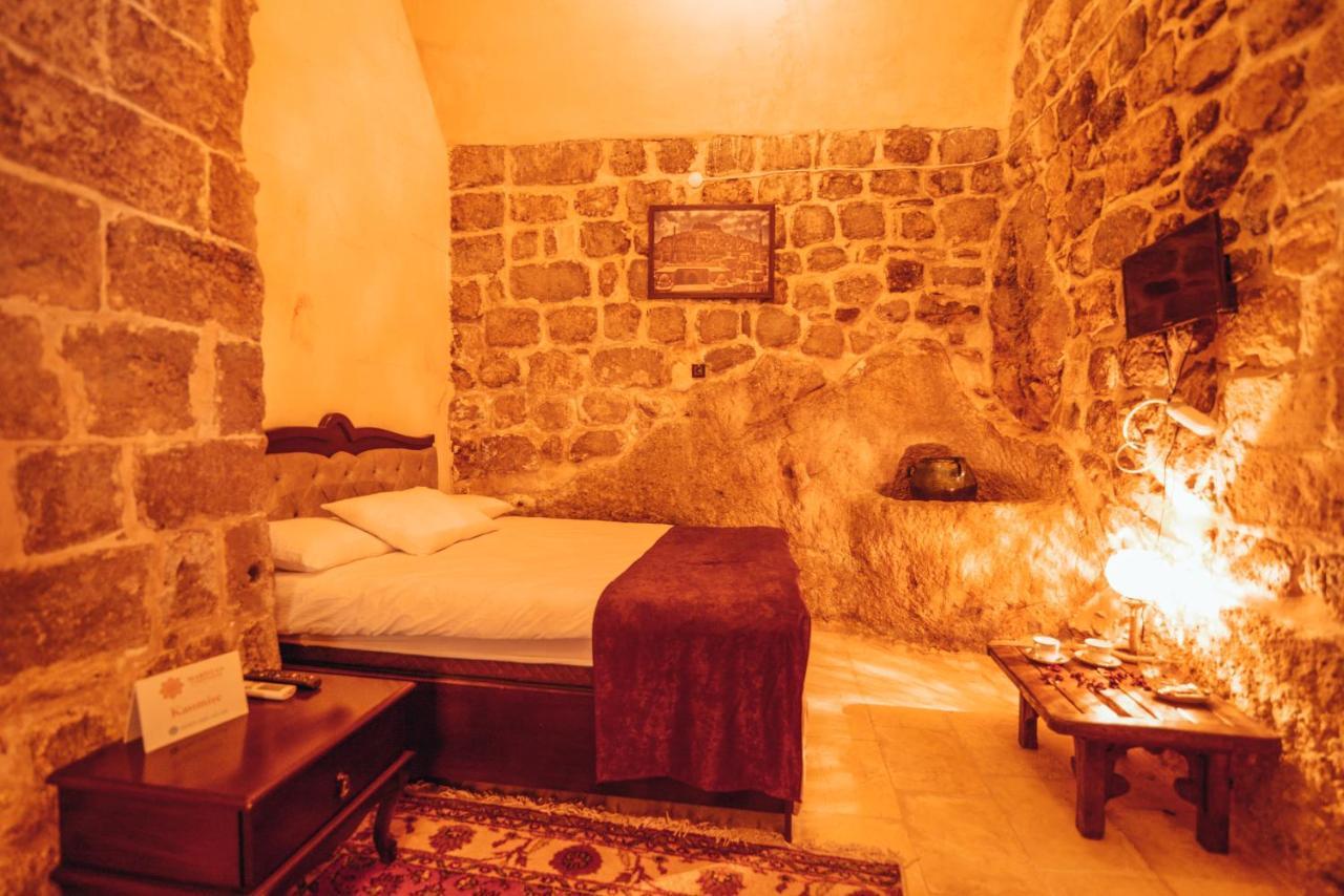Maristan Tarihi Konak Mardin Exterior foto