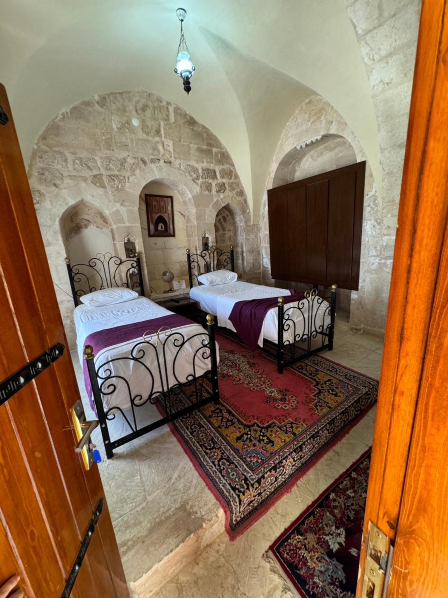Maristan Tarihi Konak Mardin Exterior foto