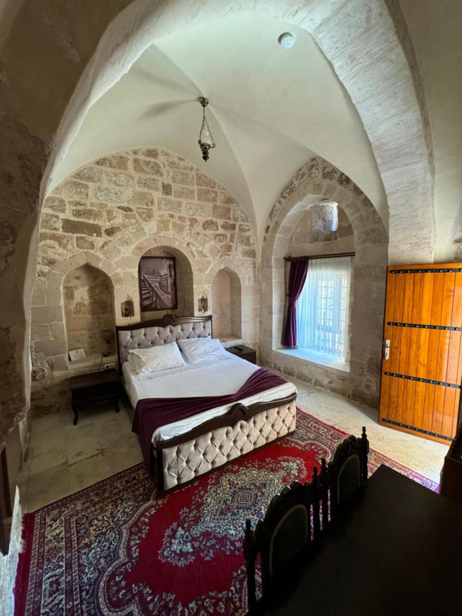 Maristan Tarihi Konak Mardin Exterior foto