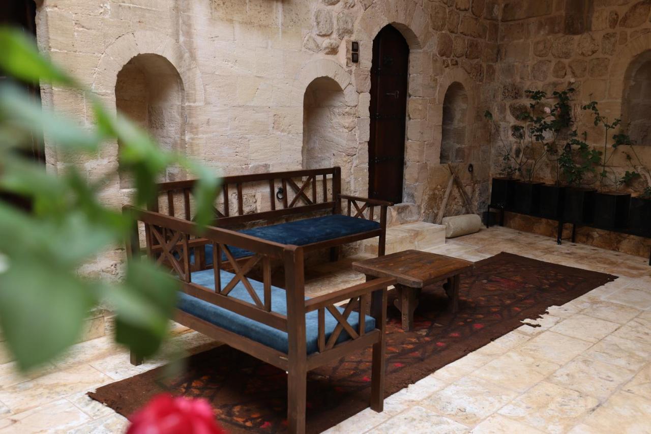 Maristan Tarihi Konak Mardin Exterior foto